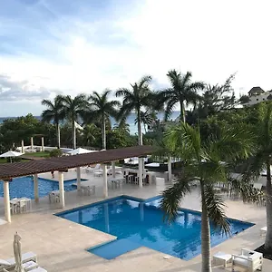 *** Aparthotel Magia Beachside Mexico